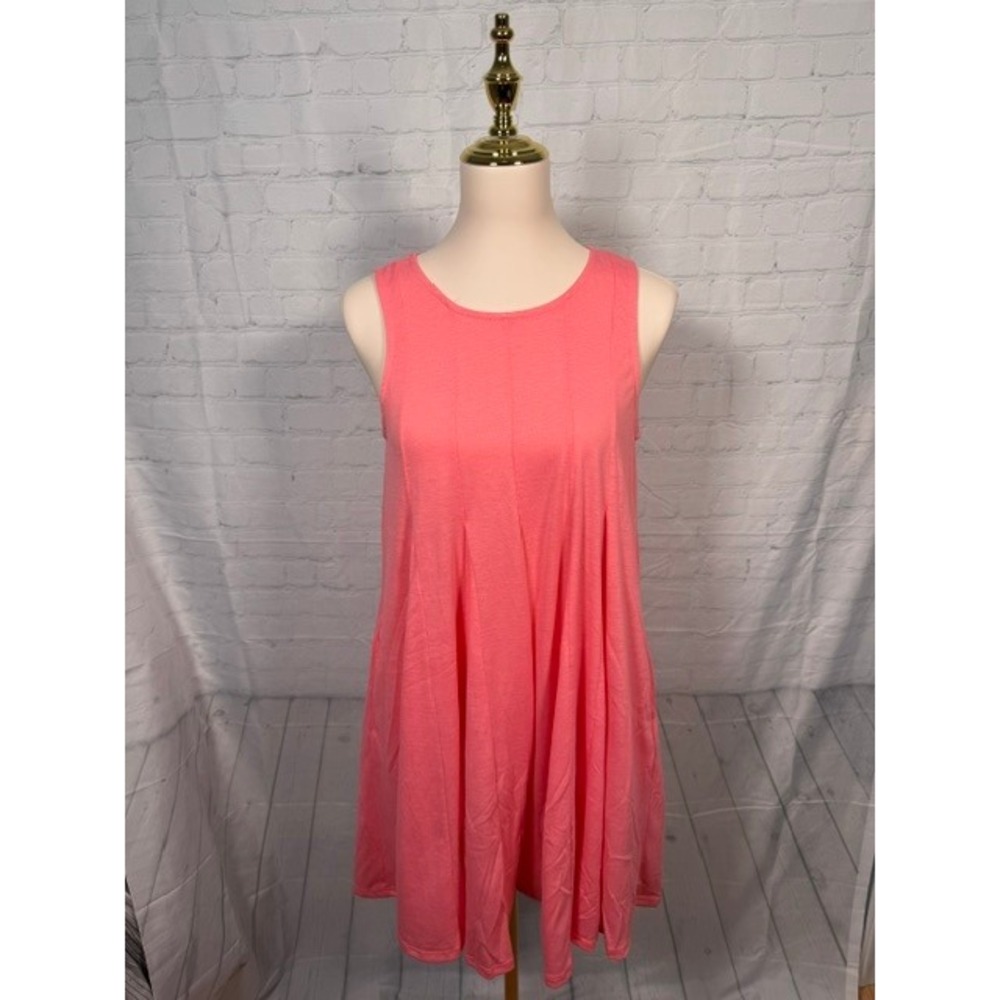 NWOT Pink Lily Drifting Dreams Coral Romper‎ Women's S Pleated Keyhole Back